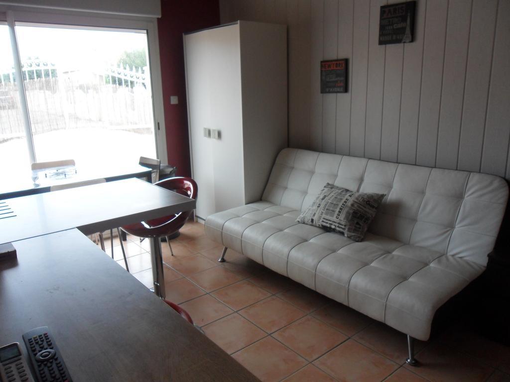 Apartmán Le Tamaris Saint-Laurent-dʼAigouze Pokoj fotografie